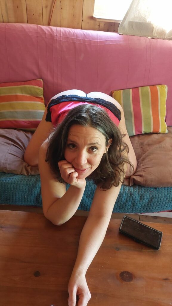 rien-n-est-fratuit-paye-moi-un-cafe